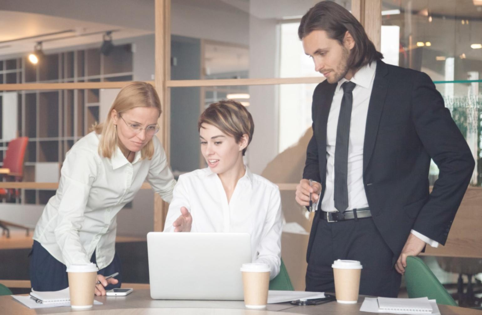 Environnement de travail moderne pour la formation financière